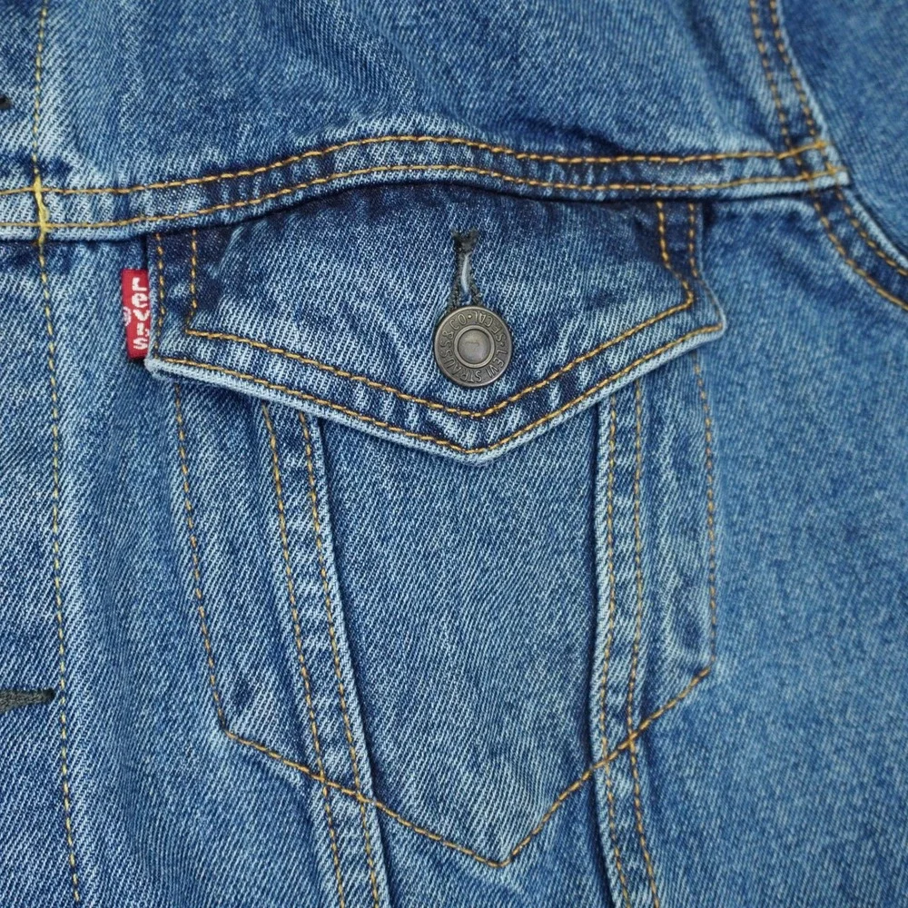 Levis classic trucker